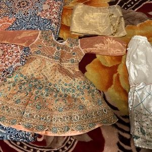 Sisters matching dresses